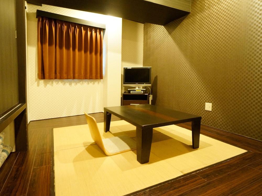 （日本中から大阪いらっしゃい２０２２）ホテルリブマックスbudget江坂 吹田市 エクステリア 写真